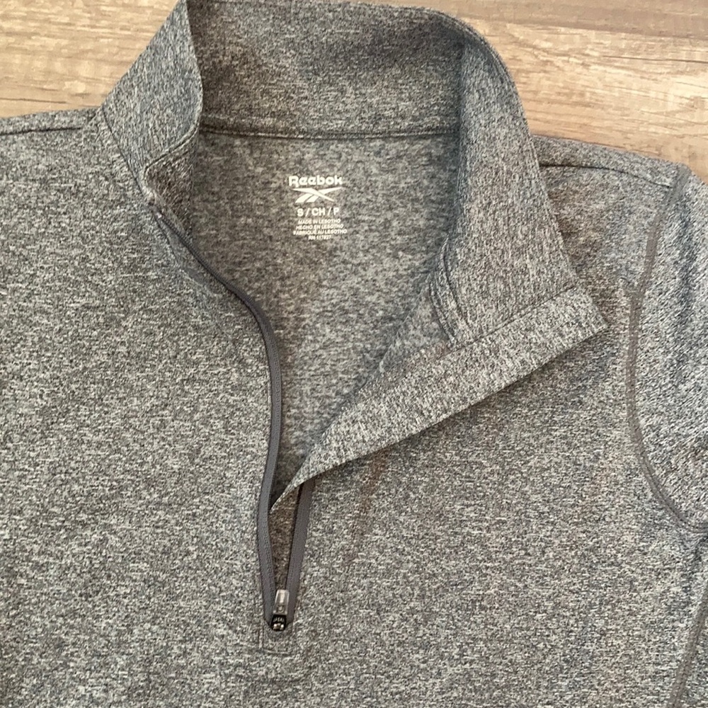 NWT Reebok half zip pullover - Picture 2 of 7